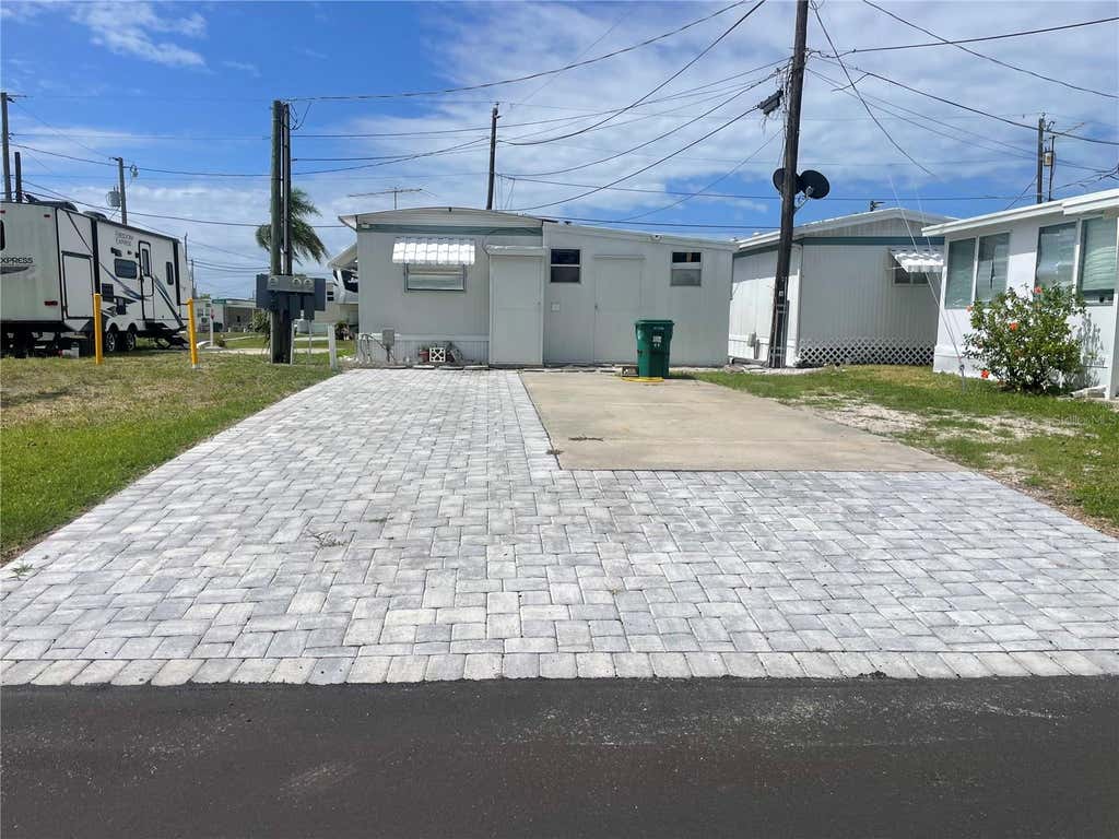 Photo of 47 Illinois Street, Palmetto, FL 34221 (MLS # A4681945)