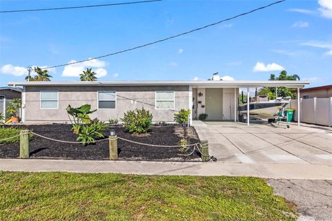 A home in PORT CHARLOTTE