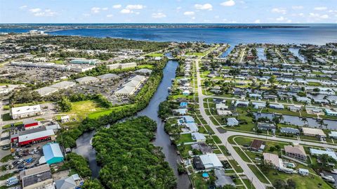 A home in PORT CHARLOTTE