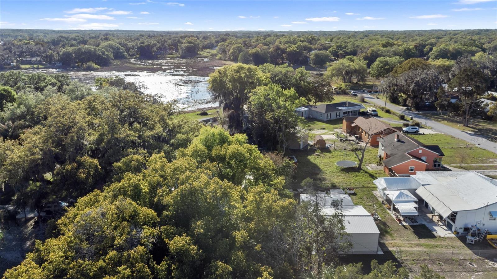 LEESBURG HILLSIDE MANOR - Residential