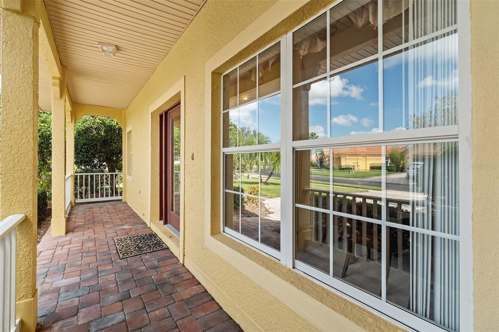 663 SHOREHAVEN DRIVE