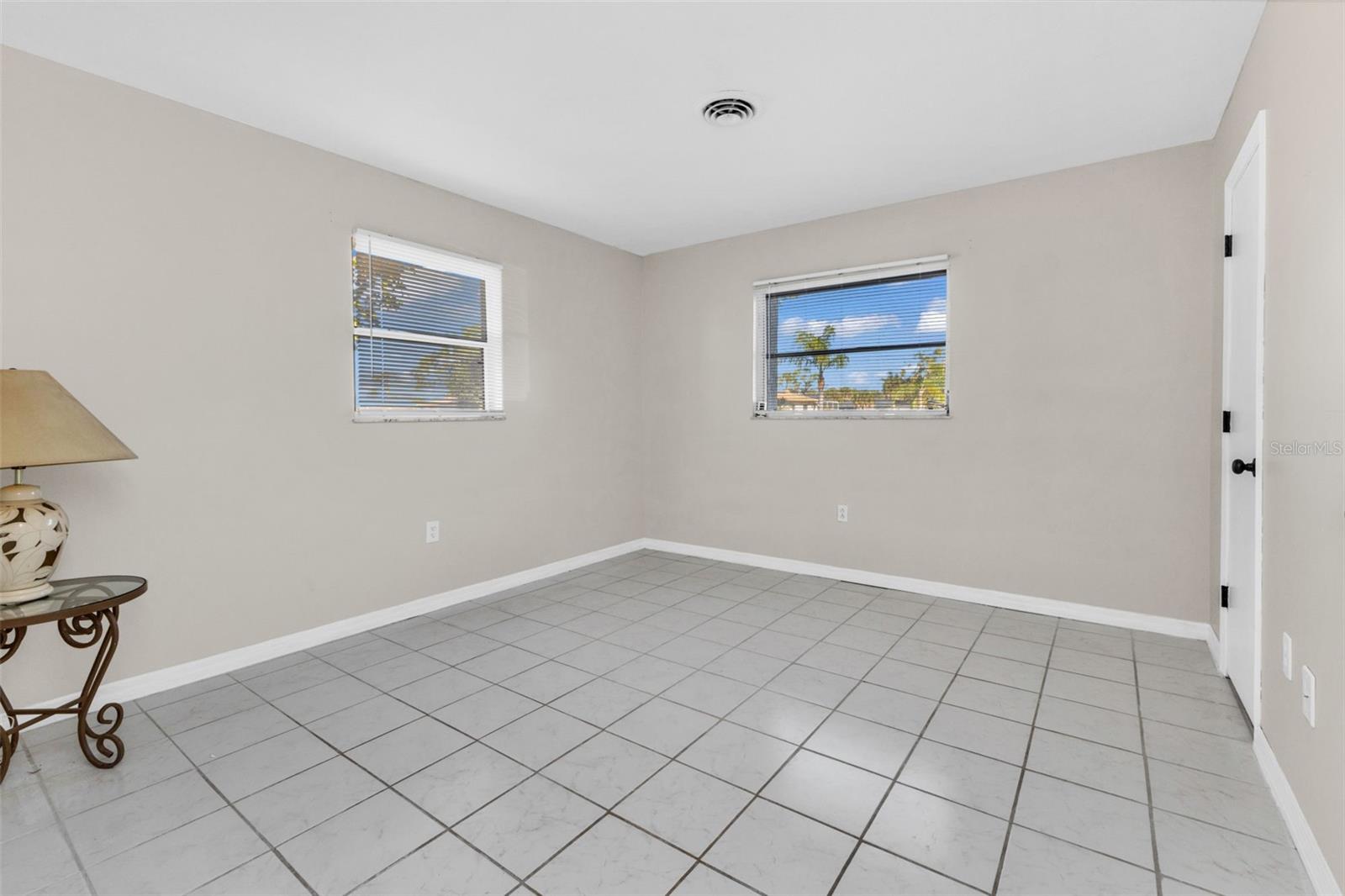 ROTONDA WEST OAKLAND HILLS - Residential