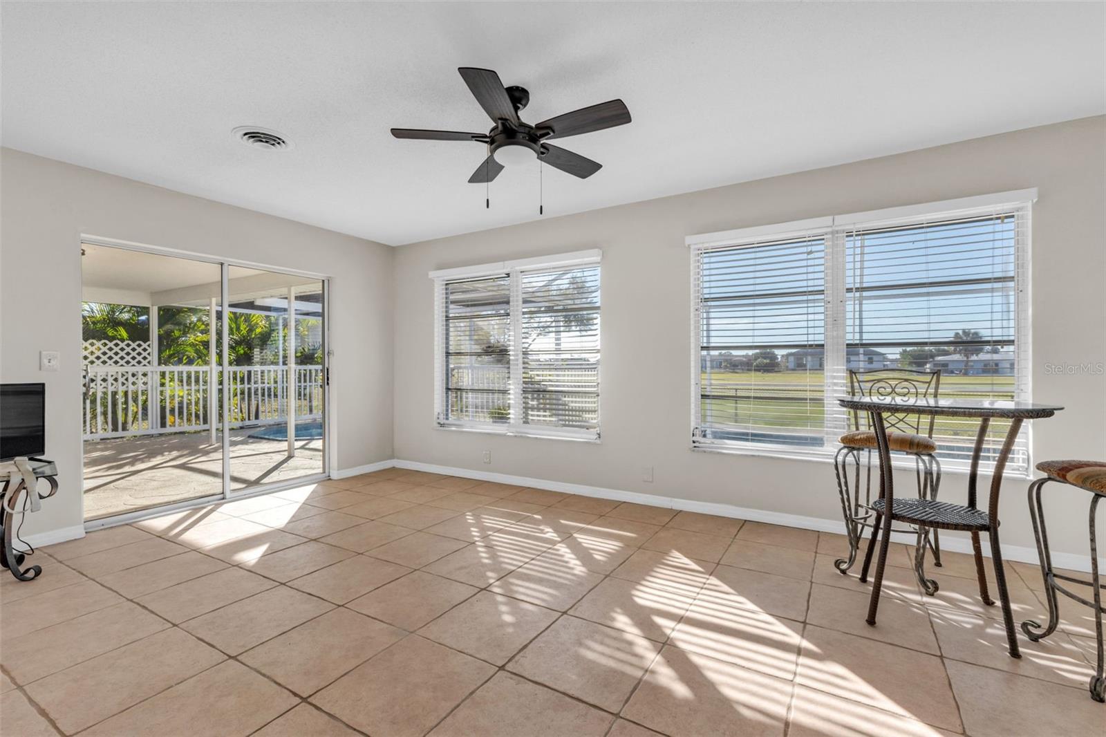 ROTONDA WEST OAKLAND HILLS - Residential