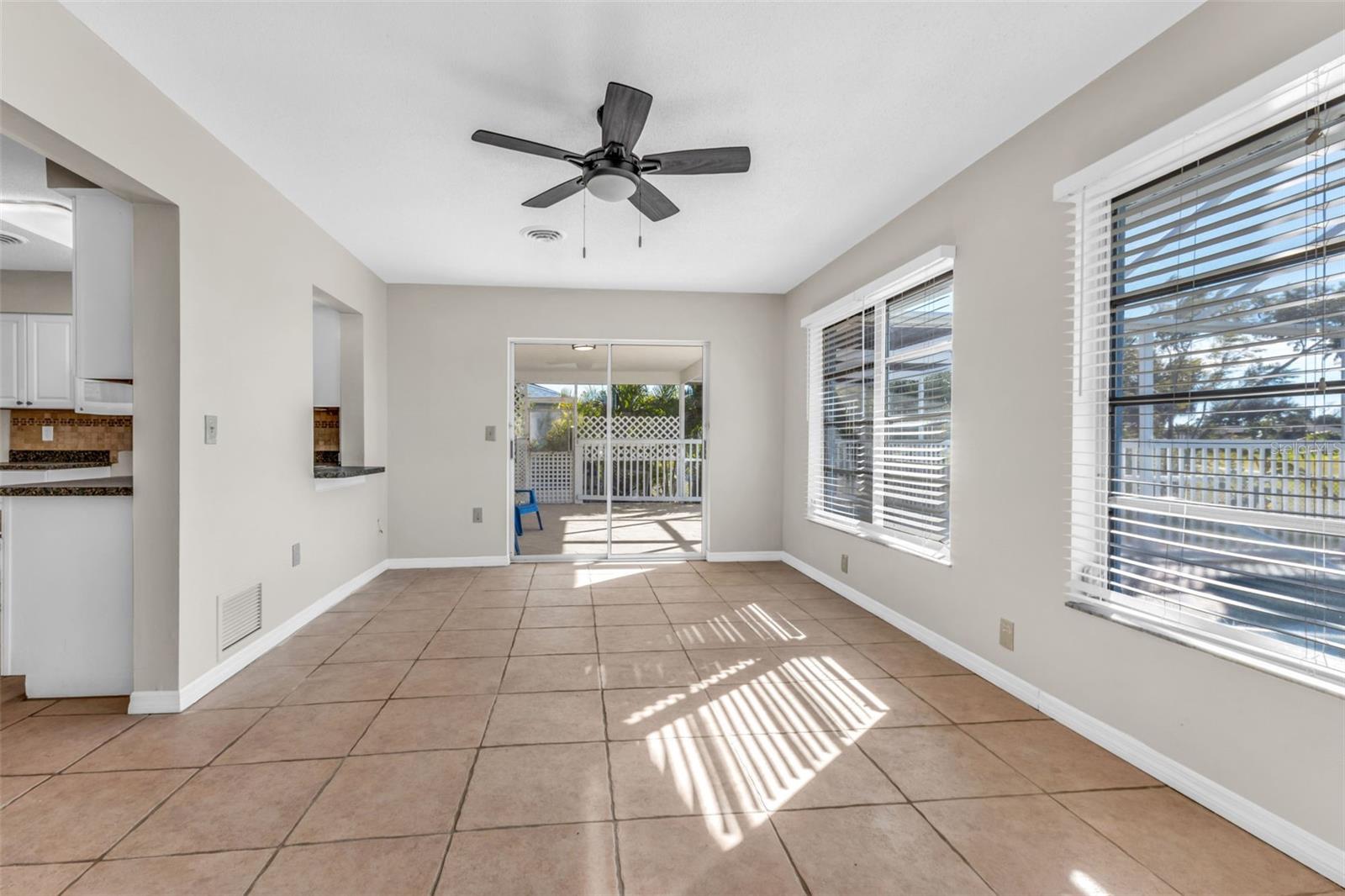 ROTONDA WEST OAKLAND HILLS - Residential