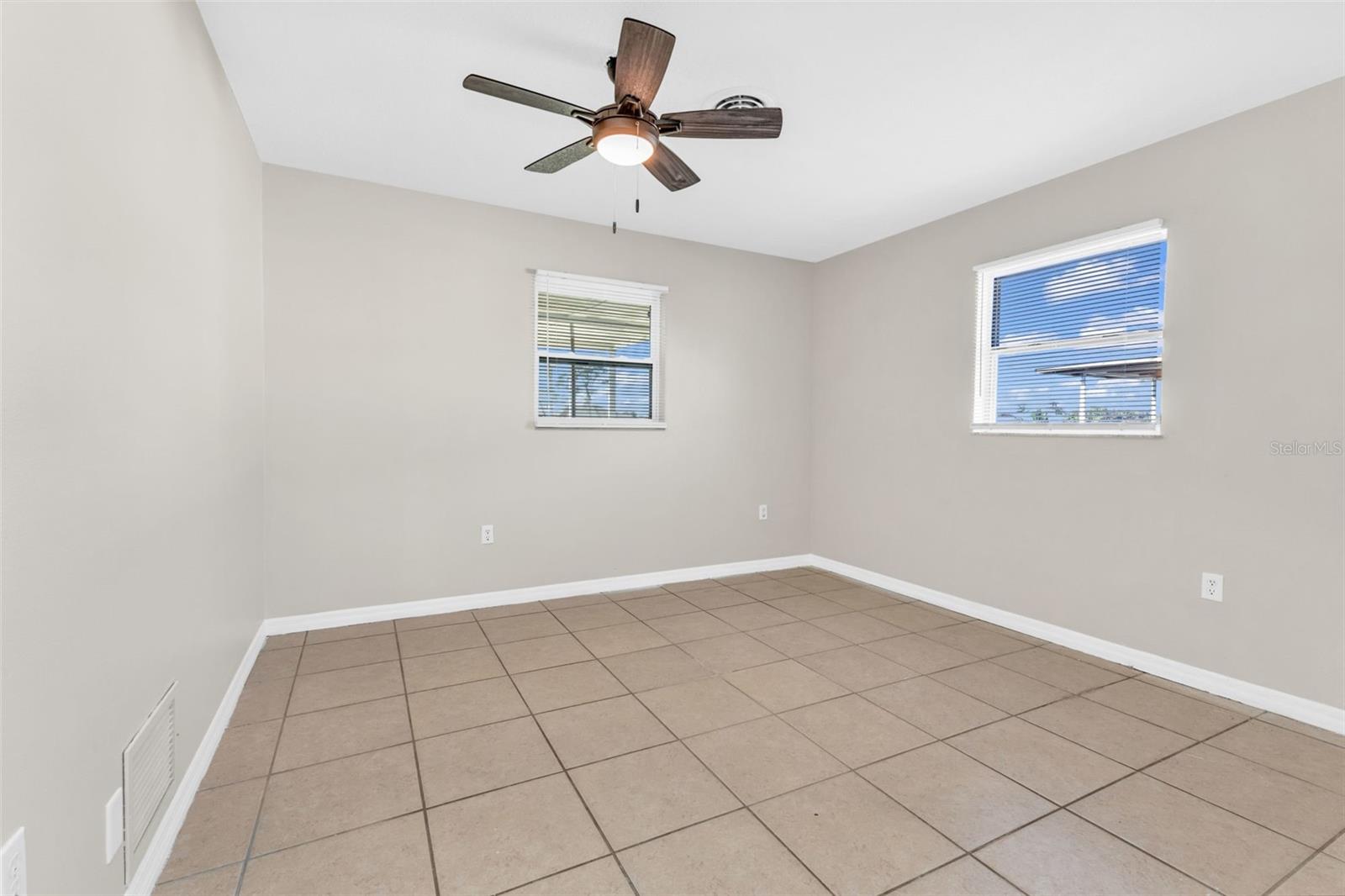 ROTONDA WEST OAKLAND HILLS - Residential