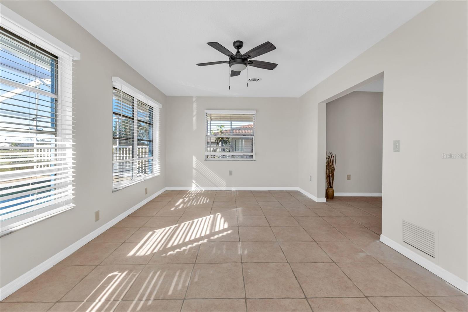 ROTONDA WEST OAKLAND HILLS - Residential