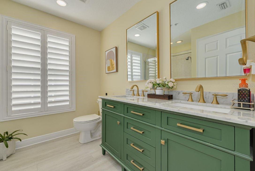 SUN KETCH TWNHMS AT VENETIAN ISLES - Residential Lease