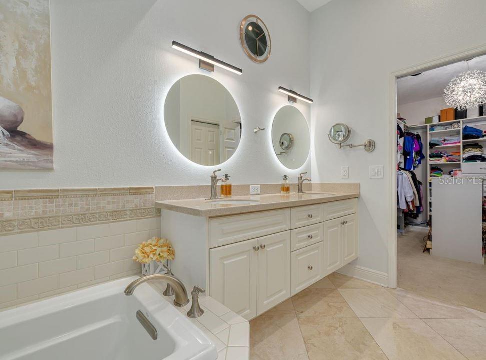 SUN KETCH TWNHMS AT VENETIAN ISLES - Residential Lease