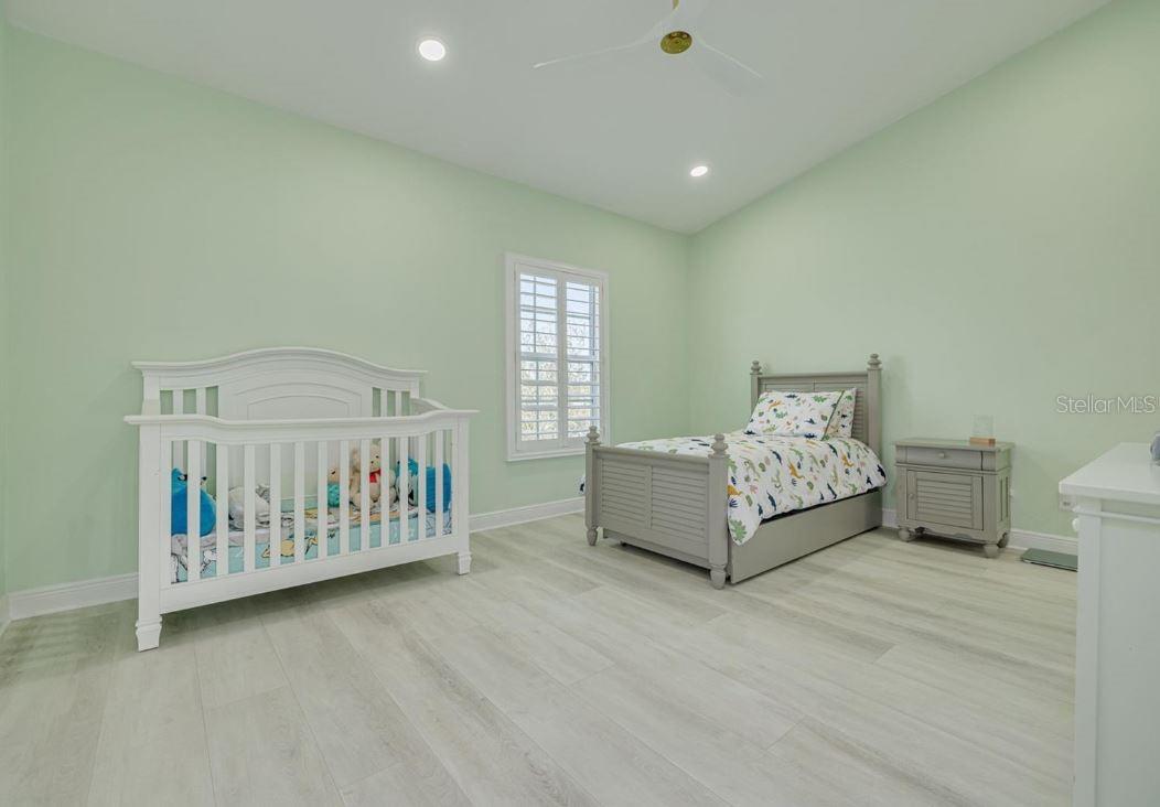 SUN KETCH TWNHMS AT VENETIAN ISLES - Residential Lease