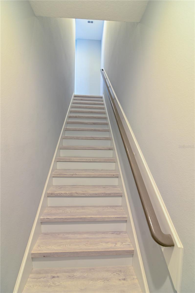 ENCLAVE/HAMLIN - Residential