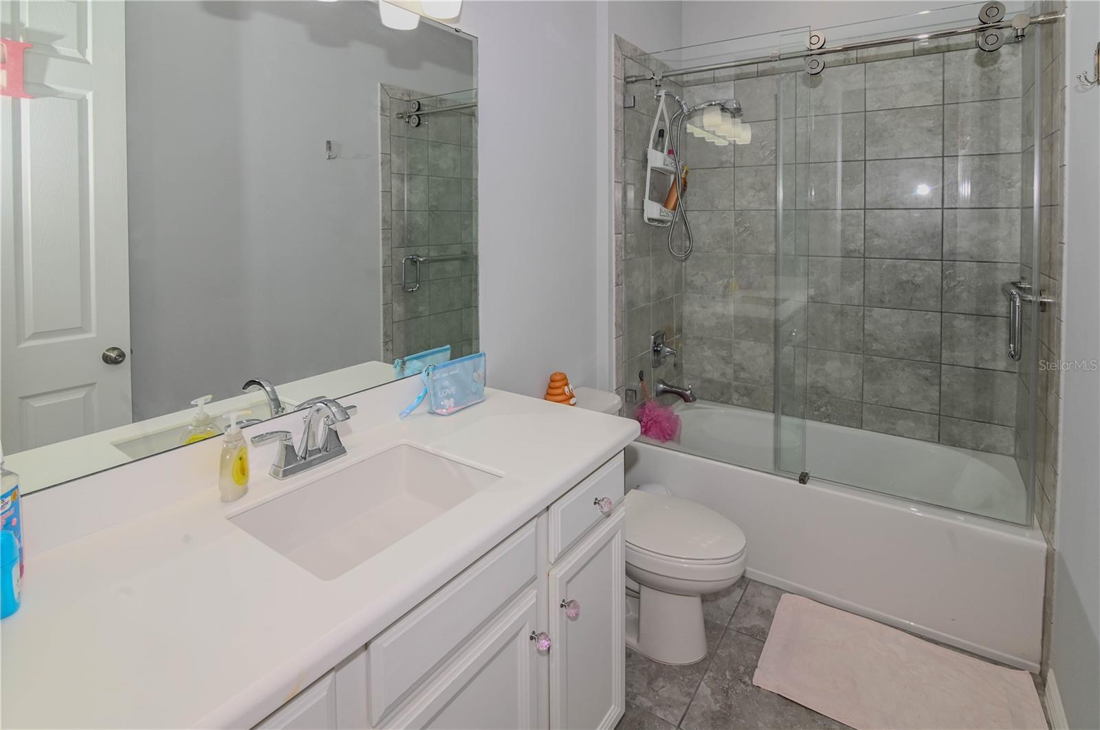 ENCLAVE/HAMLIN - Residential