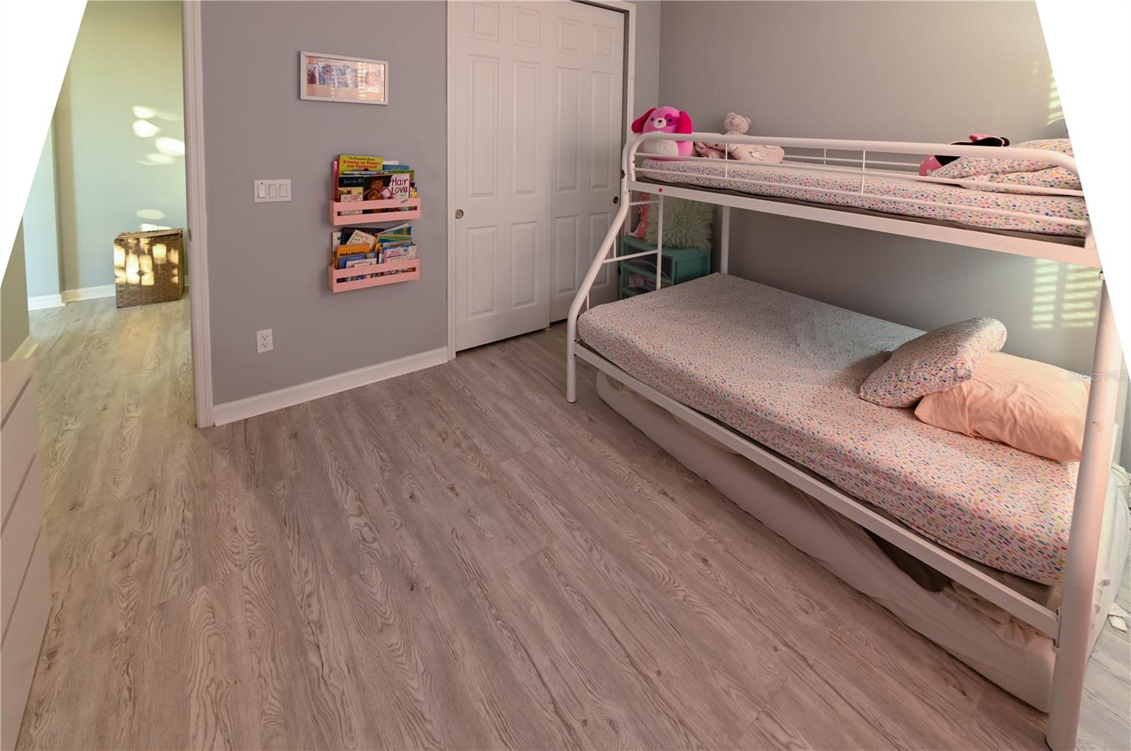 ENCLAVE/HAMLIN - Residential