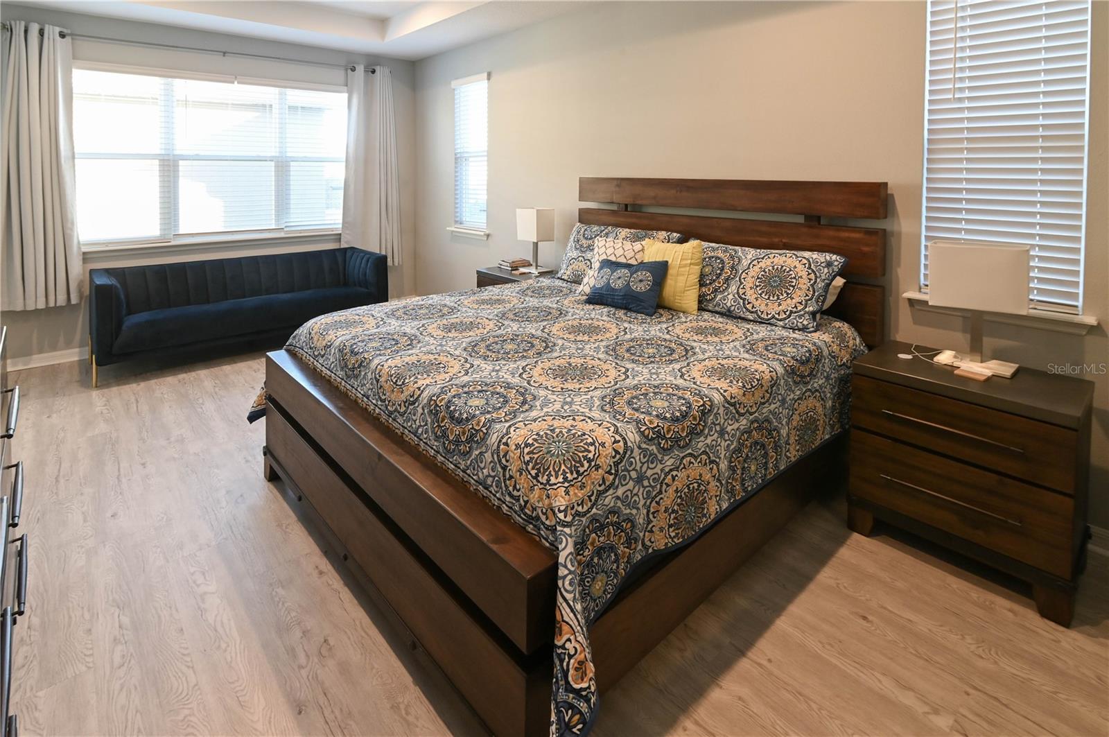 ENCLAVE/HAMLIN - Residential