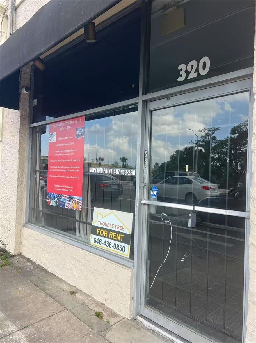 Spacious office space minutes to downtown Orlando. This unit is facing the road with great exposures. Lakeview across the other side of the street. Quick access to highways. Ideal for studios, salons, tattoo shops, and more! This space also have a half bathroom. lessee to pay for electricity, water, and garbage pick up. Off street parking. This building has 2 floors. First floor are all business units, and second floors are separate apartment units.