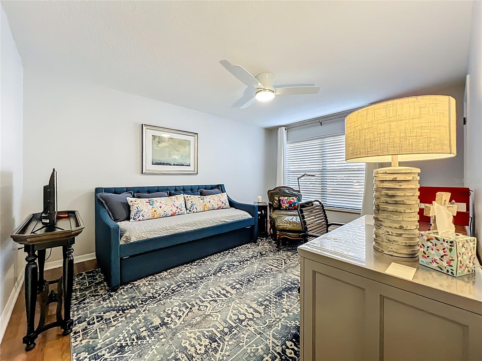 LAKE PINELOCH VILLAGE CONDO 03 - Residential