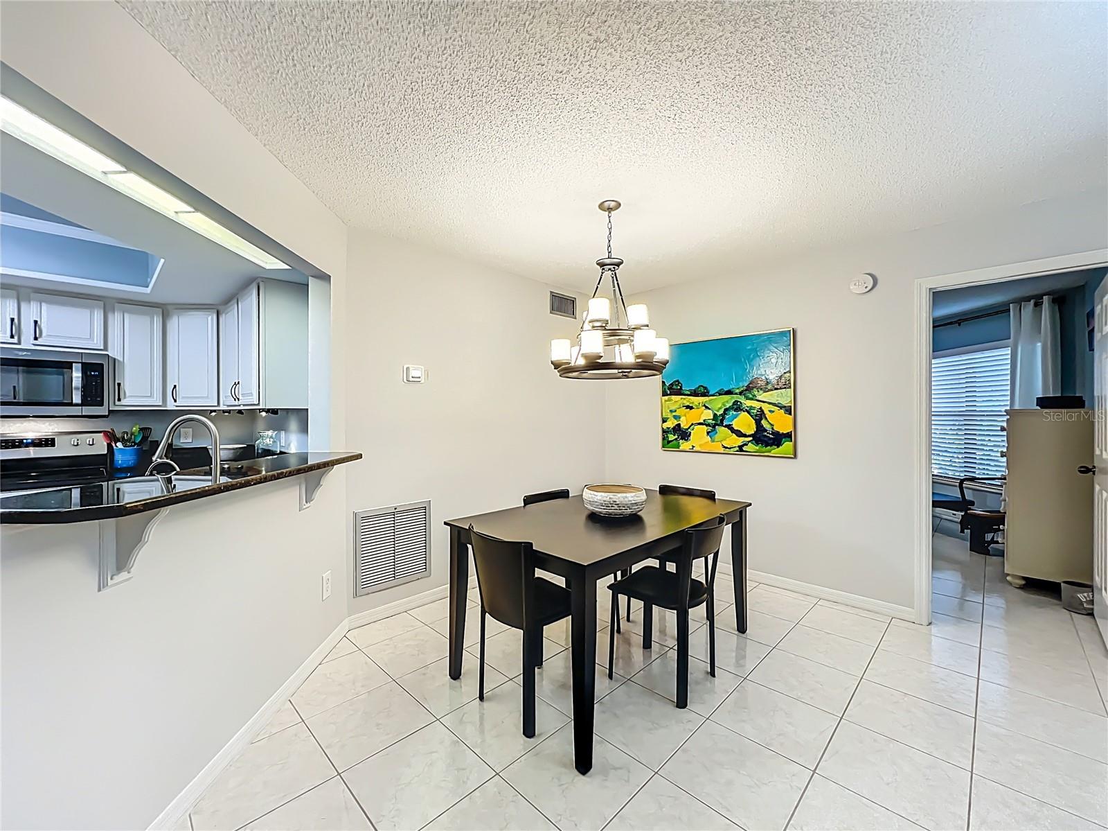 LAKE PINELOCH VILLAGE CONDO 03 - Residential