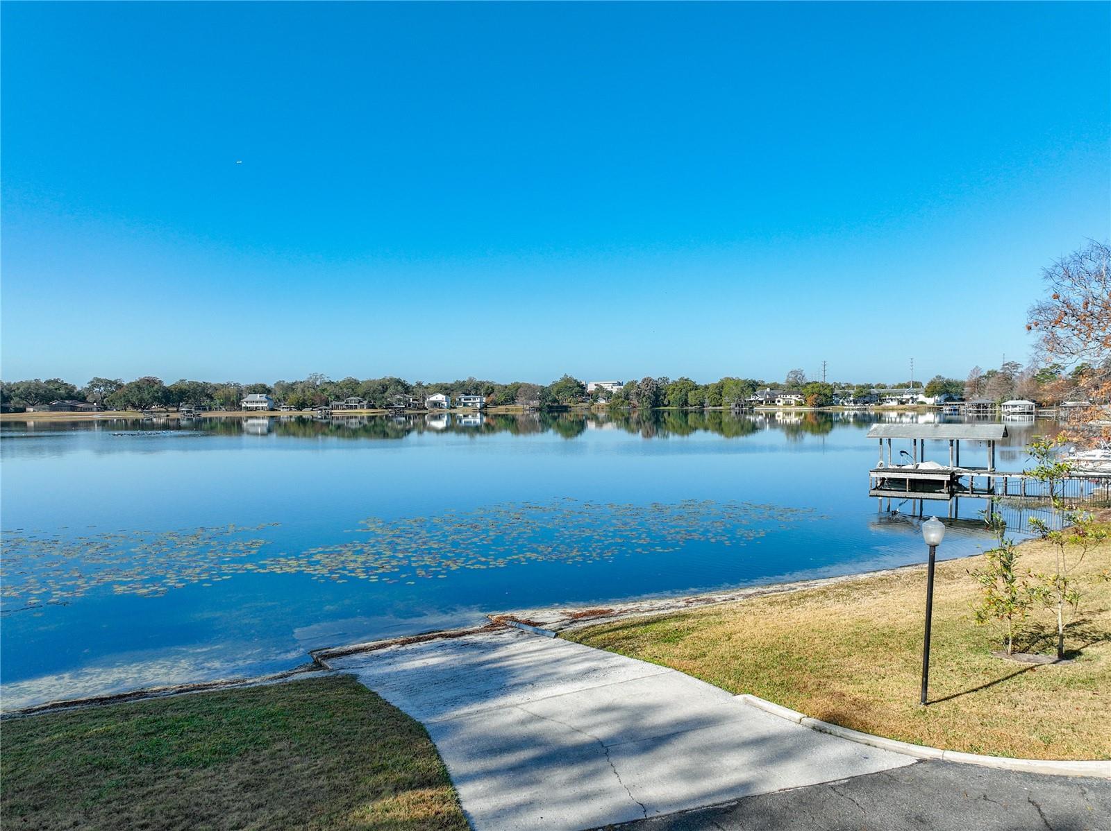 LAKE PINELOCH VILLAGE CONDO 03 - Residential