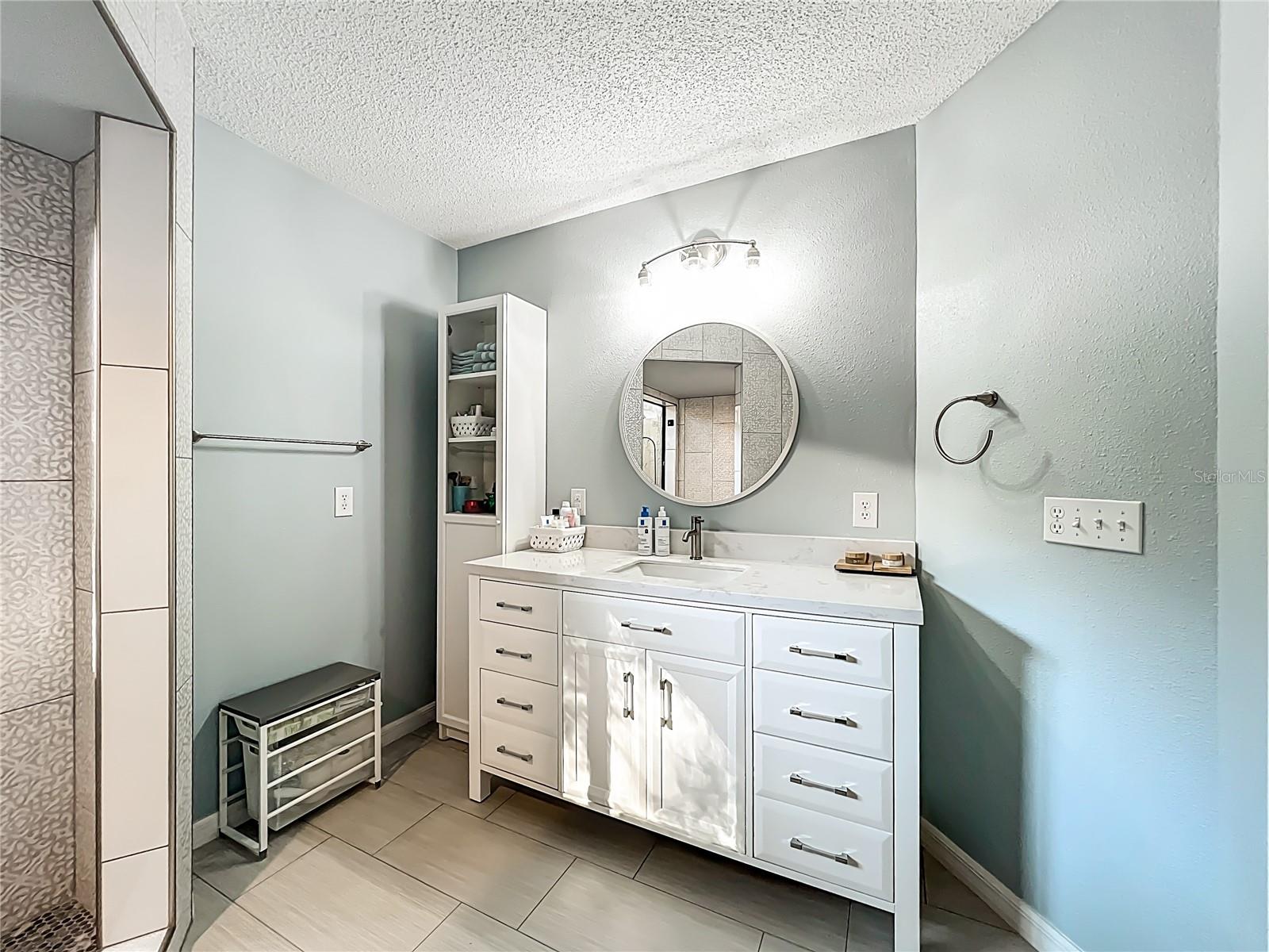 LAKE PINELOCH VILLAGE CONDO 03 - Residential