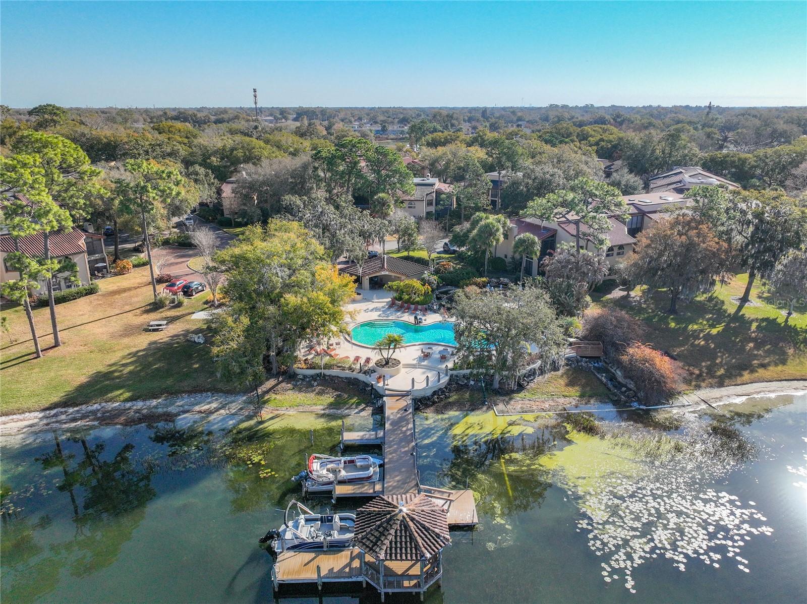 LAKE PINELOCH VILLAGE CONDO 03 - Residential