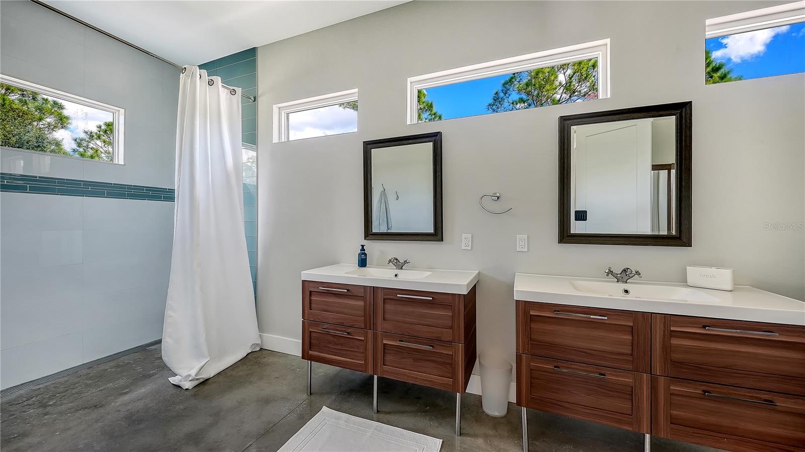 BERN CREEK THE RANCHES AT - Residential