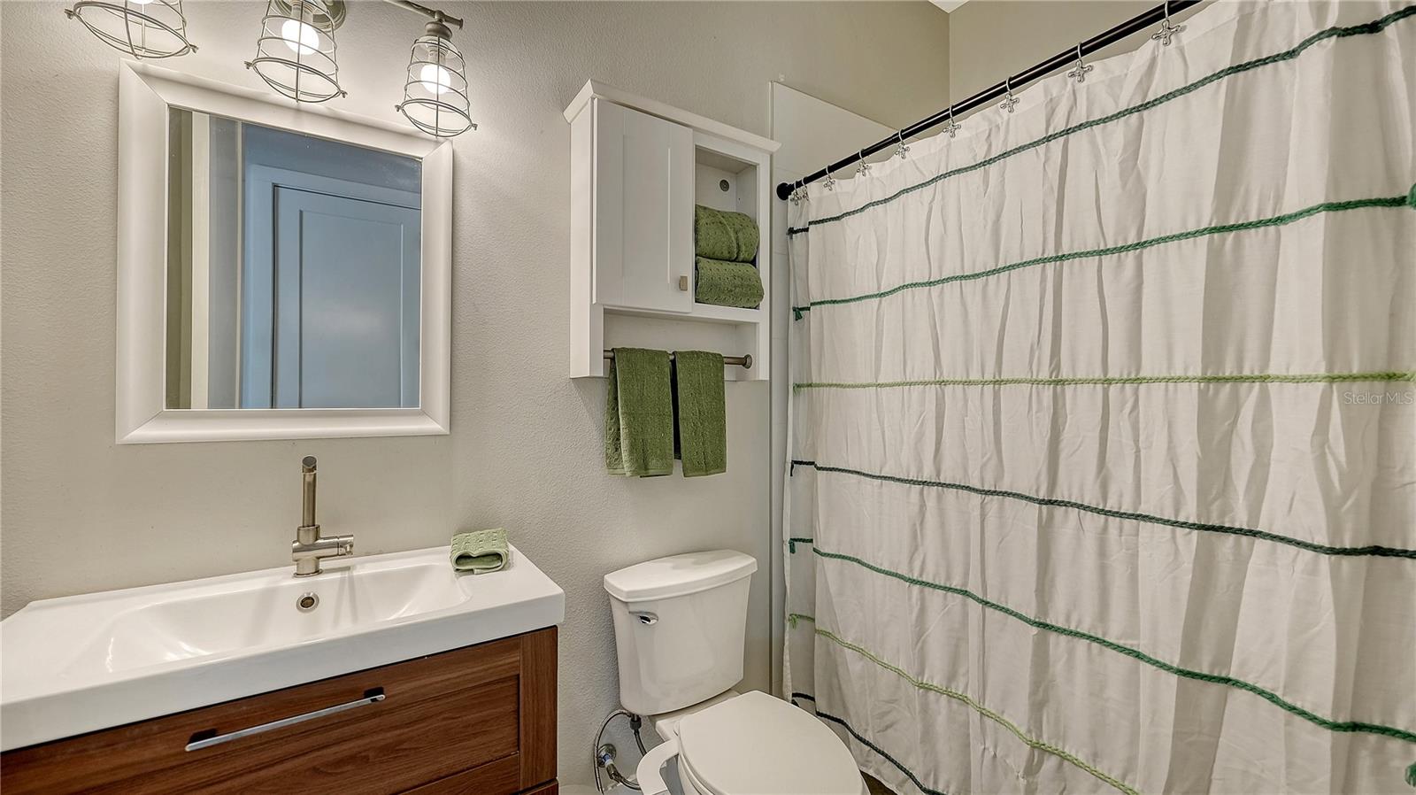 BERN CREEK THE RANCHES AT - Residential