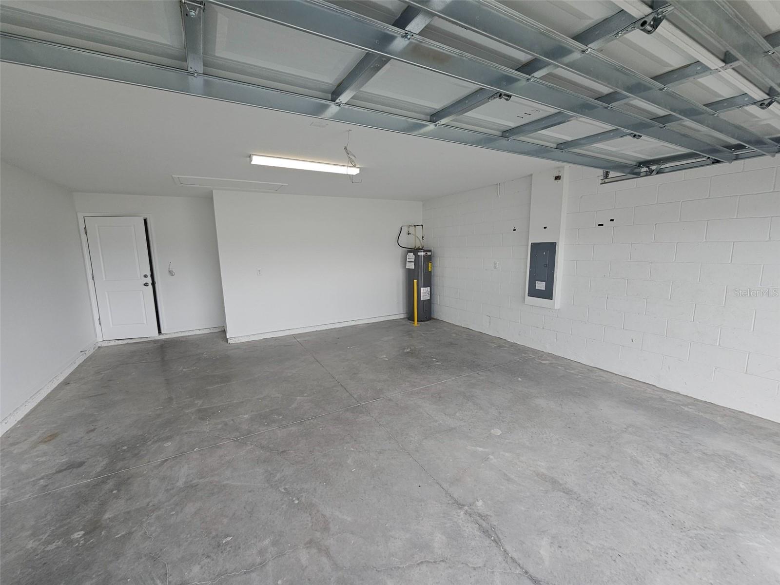 HAMMOCK RESERVE PH 1 - Residential Lease