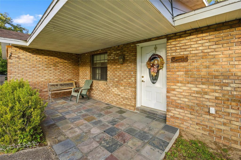 Photo of 1741 SE 43rd Terrace, Ocala, FL 34471 (MLS # OM712334)