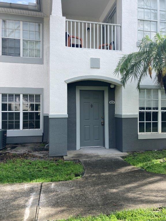 Beautiful 2-bedroom, 2-bathroom first-floor condo with 996 sq. ft. of comfortable living space in a gated and guarded community near Universal Studios! The unit features granite countertops, stainless steel appliances, tile flooring throughout, and two spacious bedrooms, each with its own walk-in closet. Located near the community pool and a peaceful walking path around the lake, this property offers both comfort and convenience.
Prime location — just minutes from Universal Orlando, shopping, and dining!
Sorry, no pets allowed.
Application Fee: $50 each adult (18+)
**Full Credit/Skip/Eviction/Background check is done on all applicants.
**Please have the following documents ready to attach as JPEG or PDF:
- Drivers License
- (3) Pay Stubs
Condo Association App: $150 each adult
Contact us today to schedule a viewing!