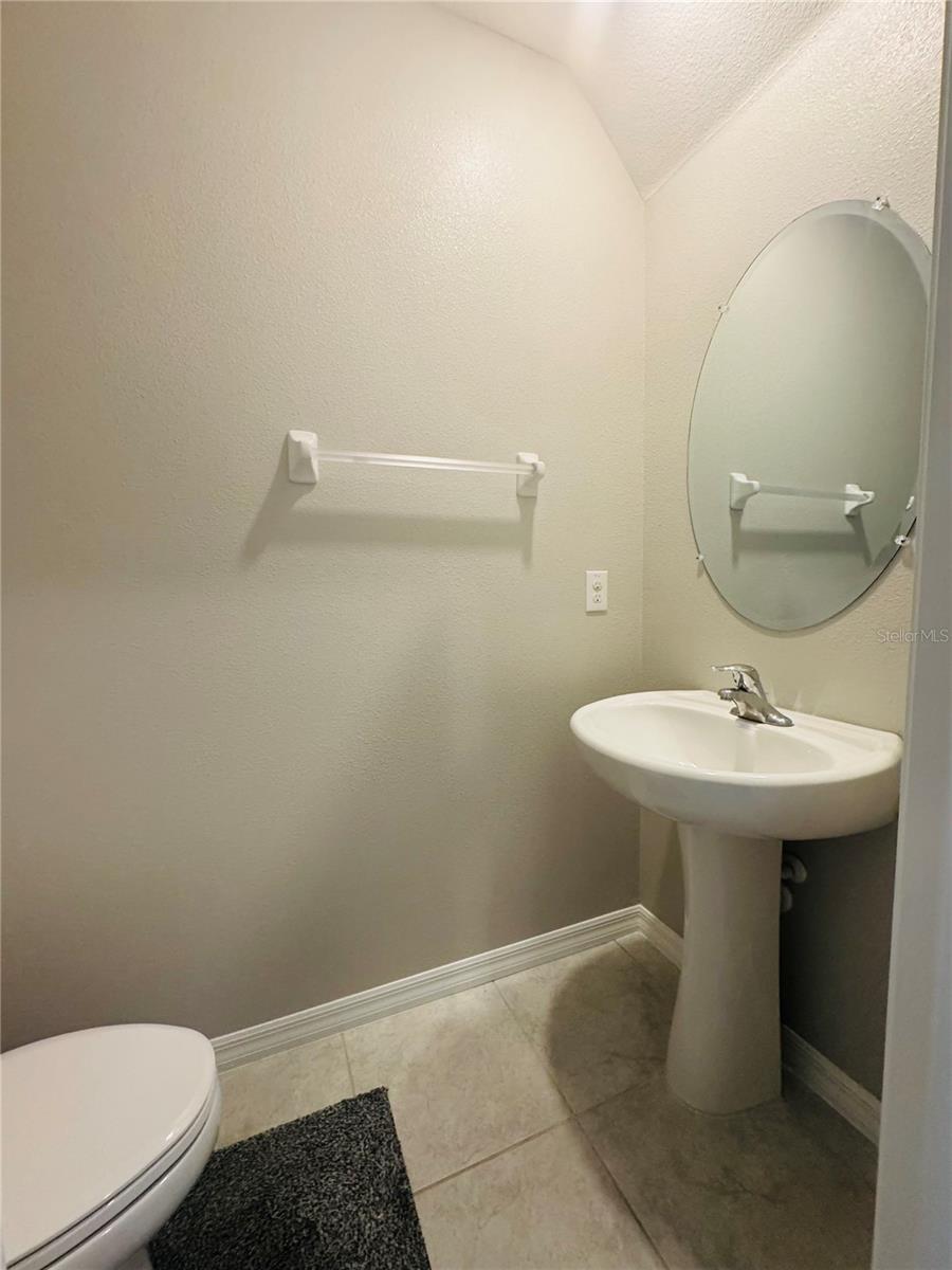 COPPERSPRING PH 2 - Residential Lease