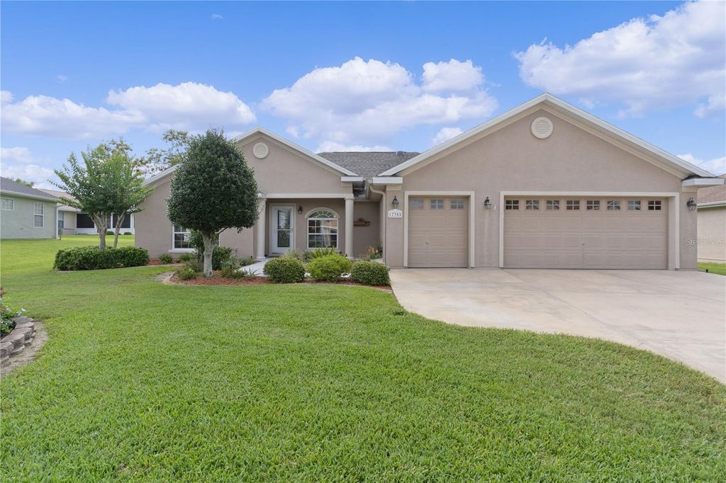 Photo of 17355 SE 110th Terrace, Summerfield, FL 34491 (MLS # G5098071)