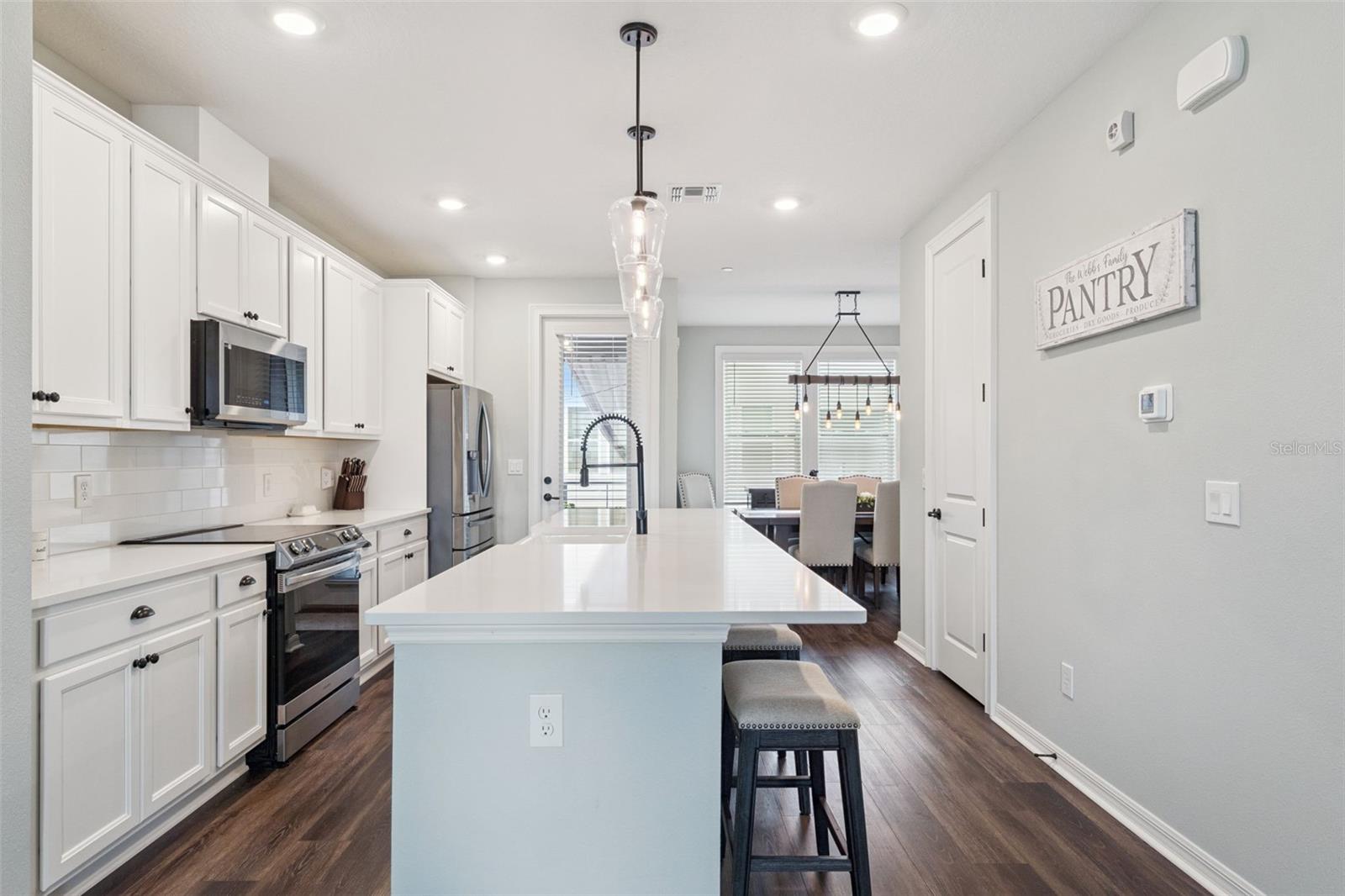 LAUREATE PARK NBRHD CENTER PH 3 - Residential