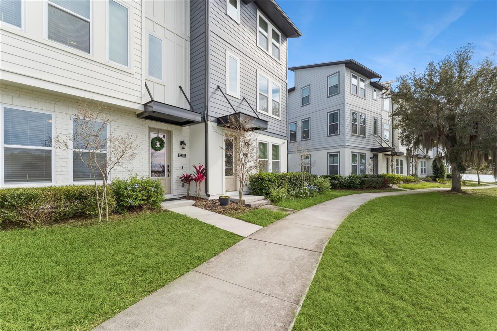 LAUREATE PARK NBRHD CENTER PH 3 - Residential