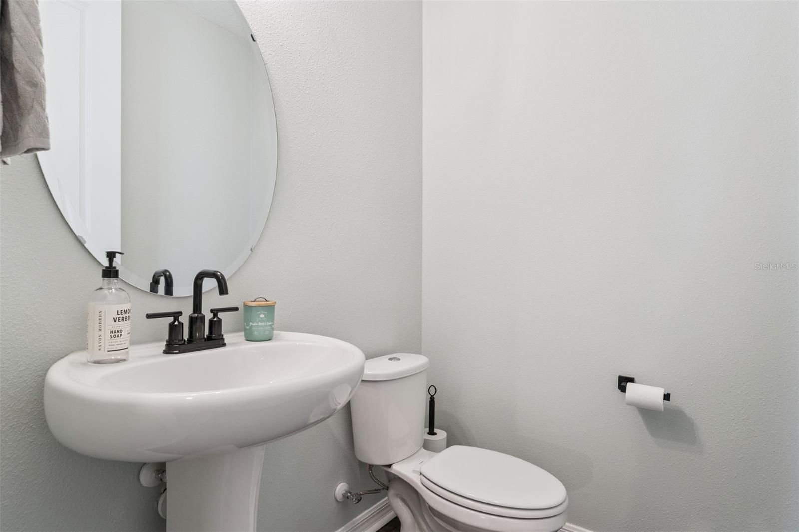 LAUREATE PARK NBRHD CENTER PH 3 - Residential