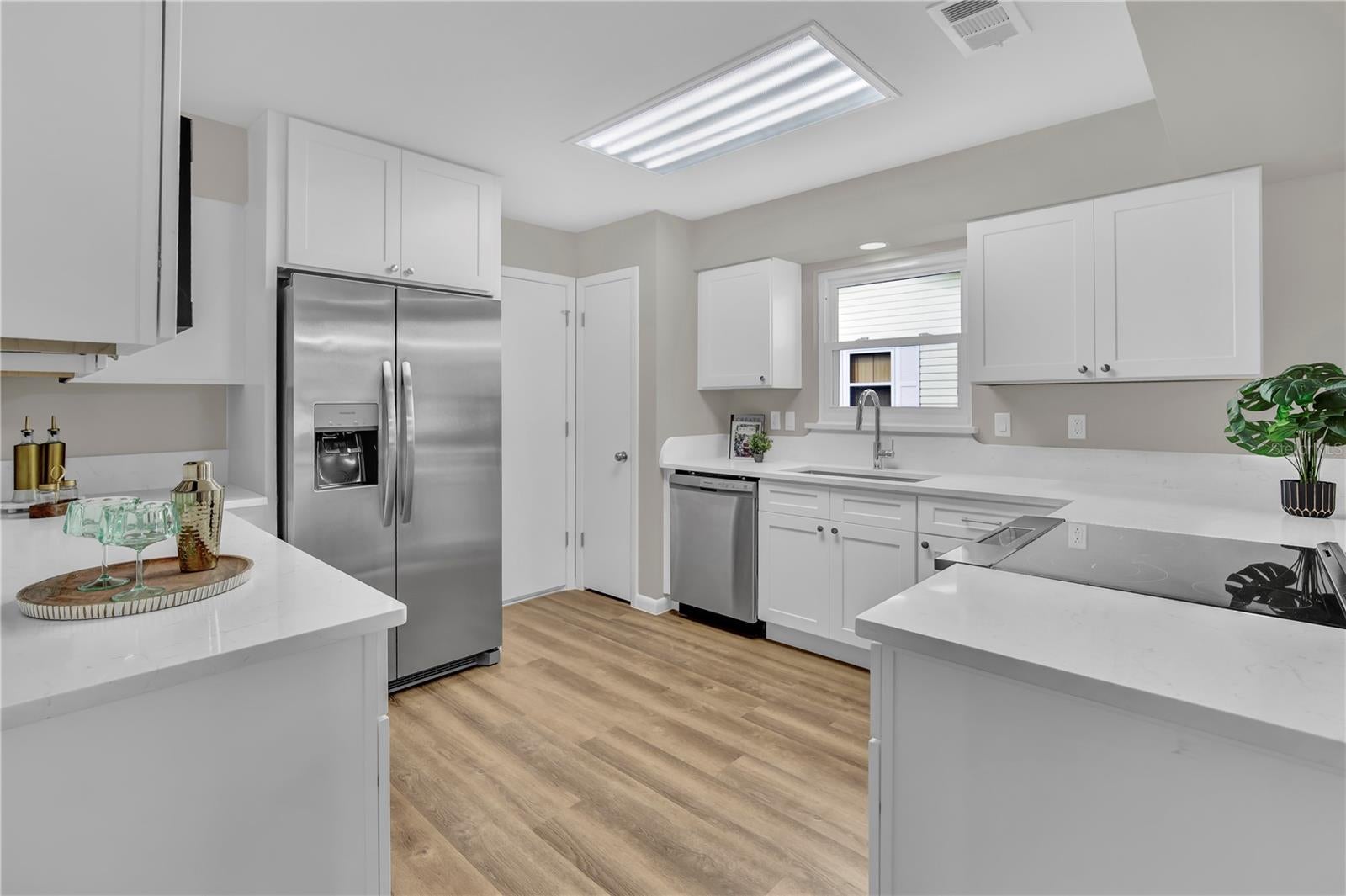 2314 BONNIE VIEW COURT