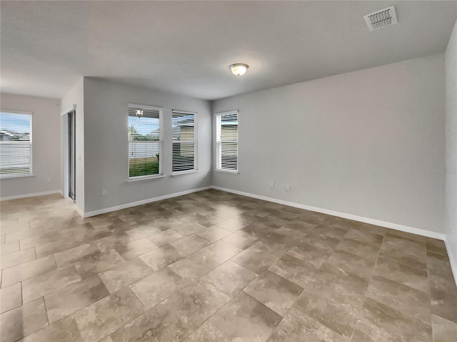 2943 TOP WATER WAY