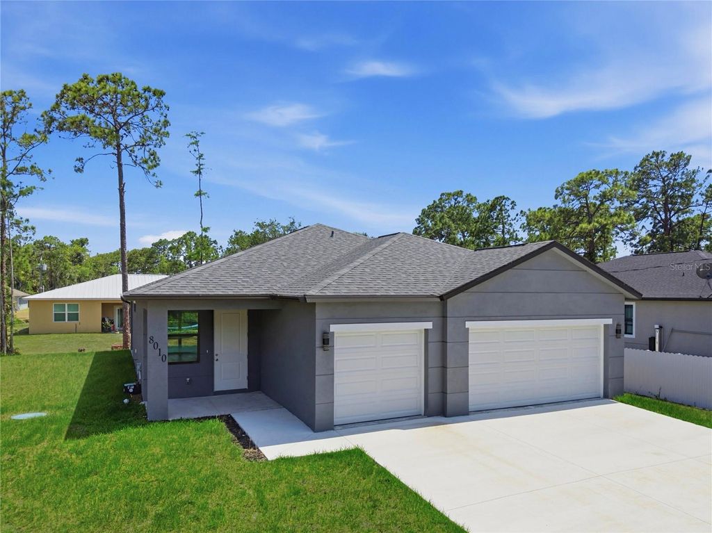 Photo of 8010 Sandalwood Circle, Labelle, FL 33935 (MLS # O6408496)