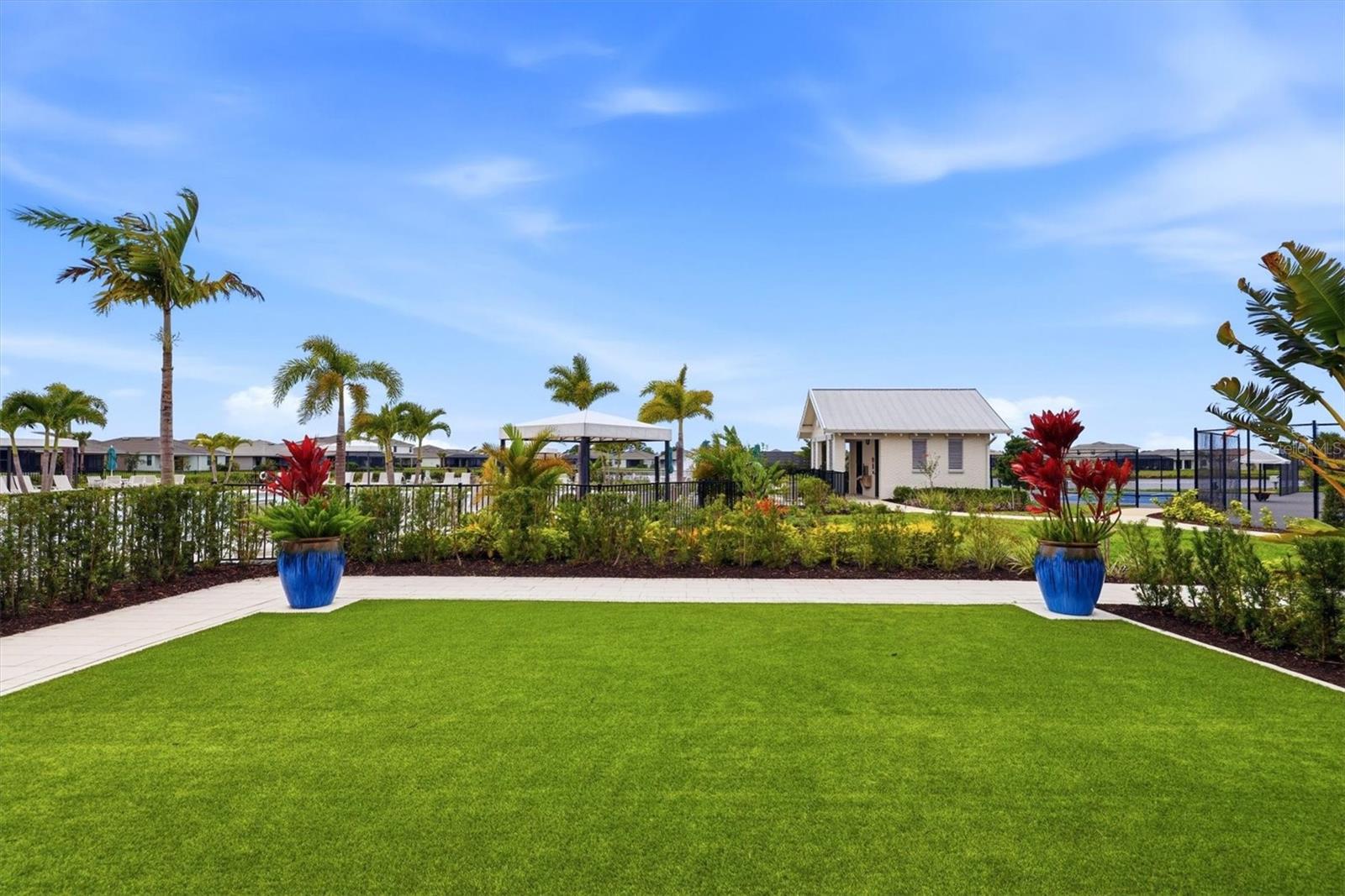 SOLSTICE PH ONE - Residential