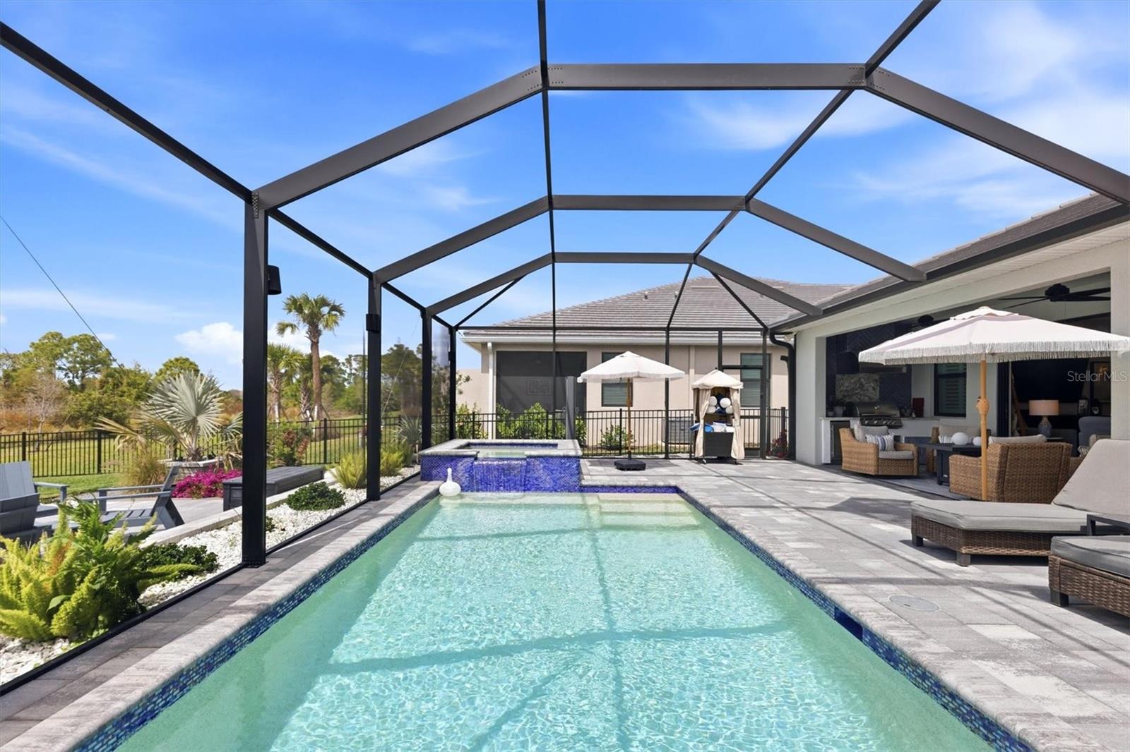 SOLSTICE PH ONE - Residential