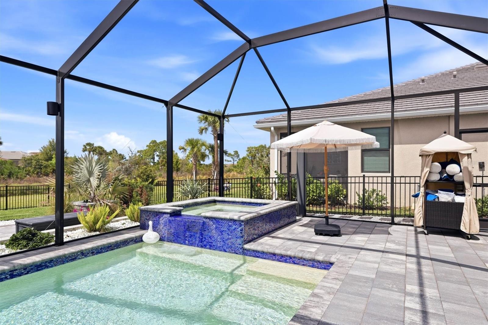 SOLSTICE PH ONE - Residential