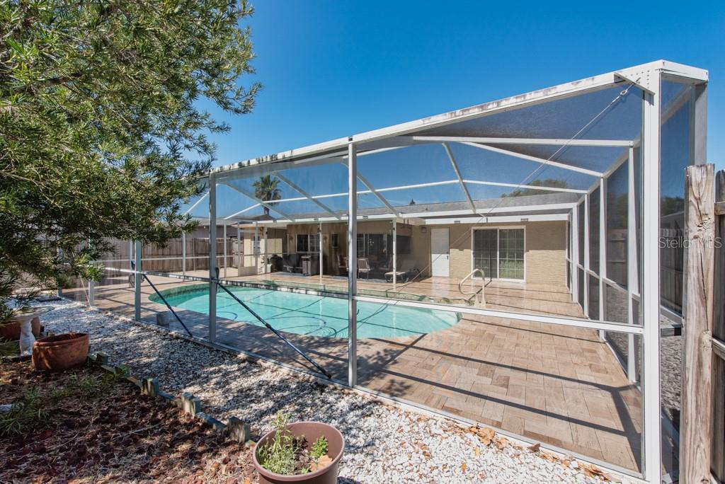 EMBASSY HILLS - Residential