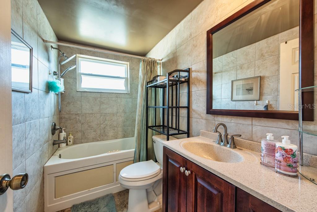 EMBASSY HILLS - Residential