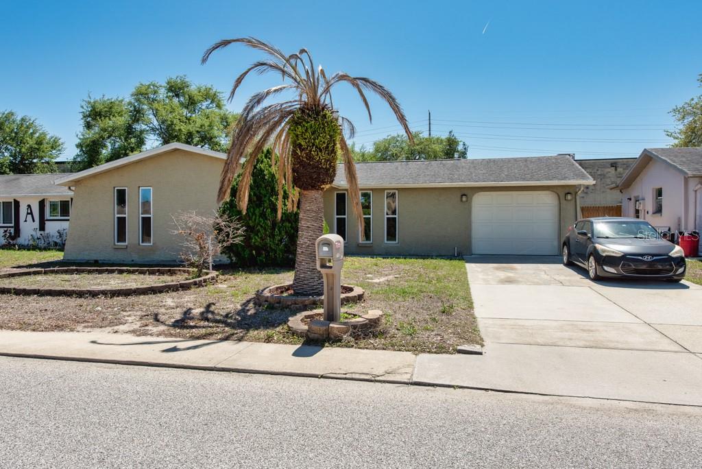 EMBASSY HILLS - Residential