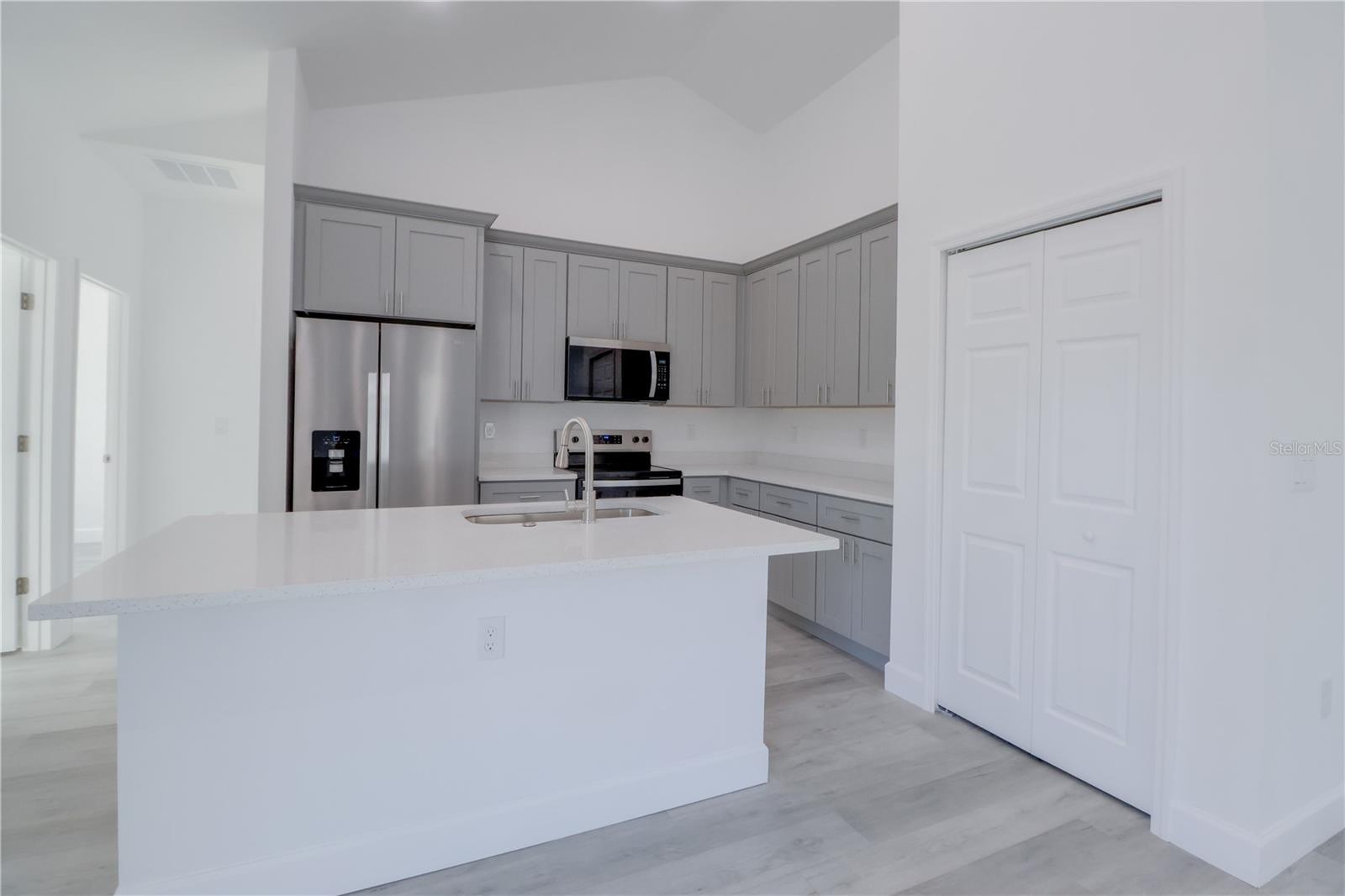 MARION OAKS UN #7 - Residential