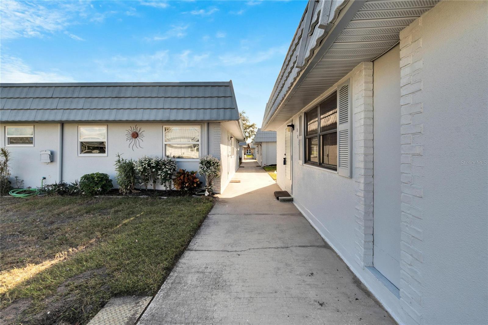 202 BEDFORD TRAIL 112