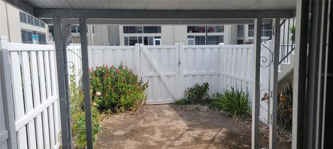 A home in WINTER HAVEN