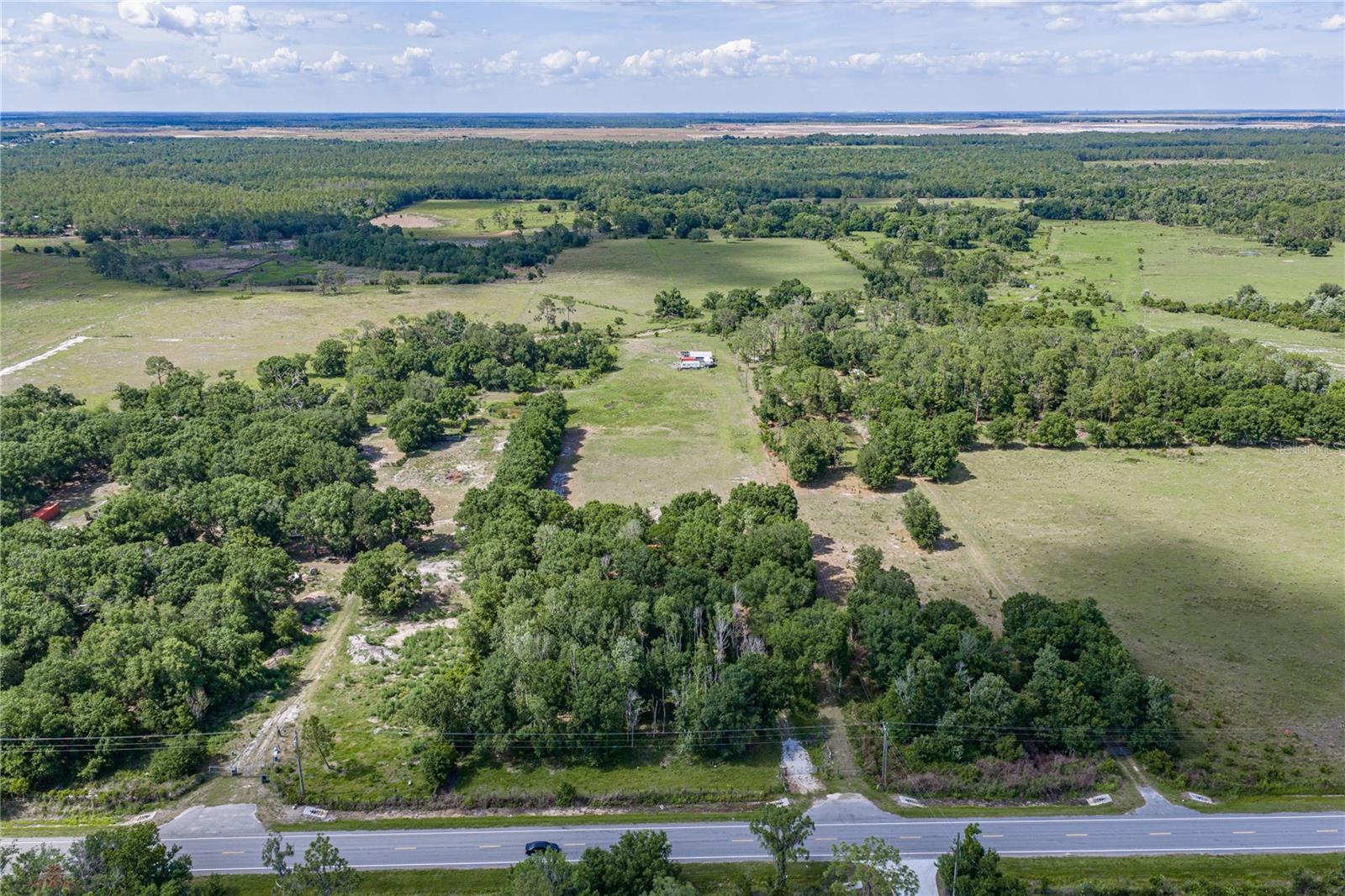 ACREAGE - Land