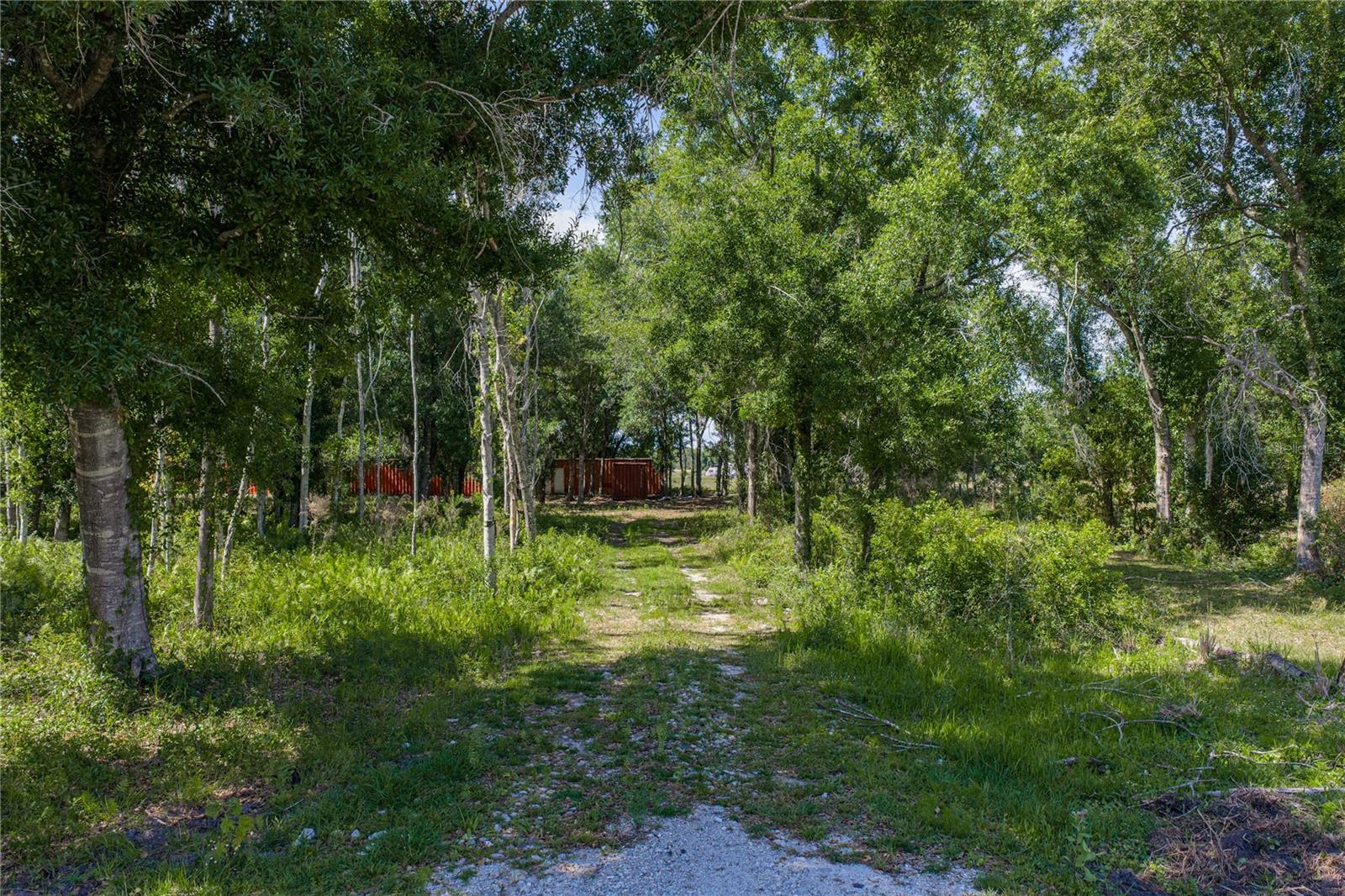ACREAGE - Land