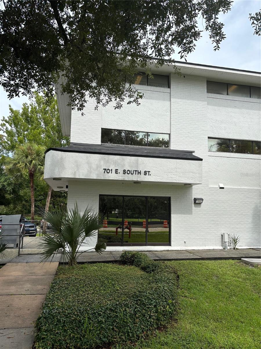 701 E SOUTH STREET
