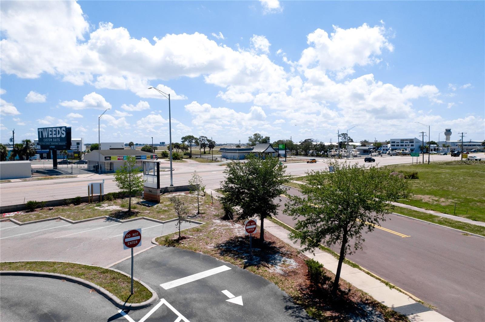 BALLENTINE MANOR ESTATES - Land