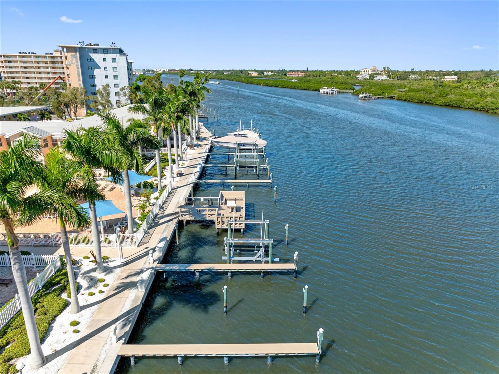 19417 GULF BOULEVARD C105